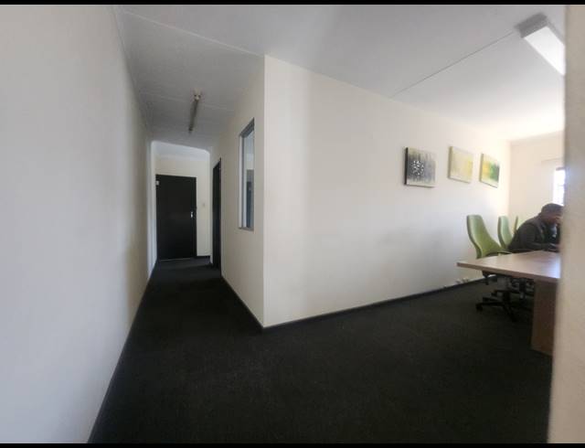 450M² WAREHOUSE TO LET IN ALLANDALE